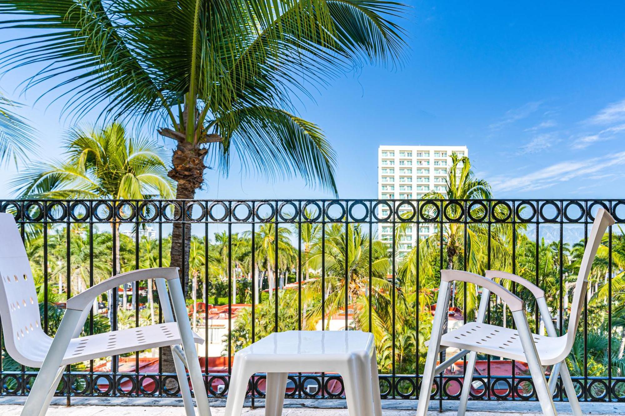 Krystal Vallarta Puerto Vallarta Exterior photo
